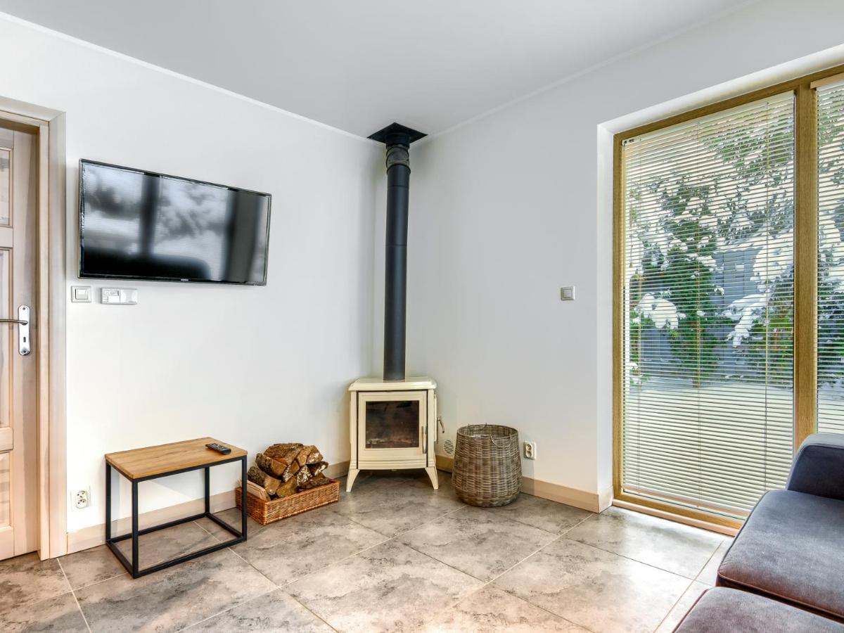Mazursko - Komfortowe Apartamenty Nad Jeziorem, Sauna, Kominki Na Parterze Kretowiny Exterior foto