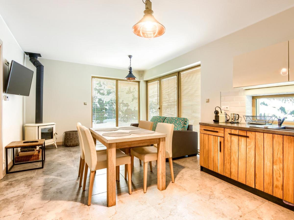 Mazursko - Komfortowe Apartamenty Nad Jeziorem, Sauna, Kominki Na Parterze Kretowiny Exterior foto