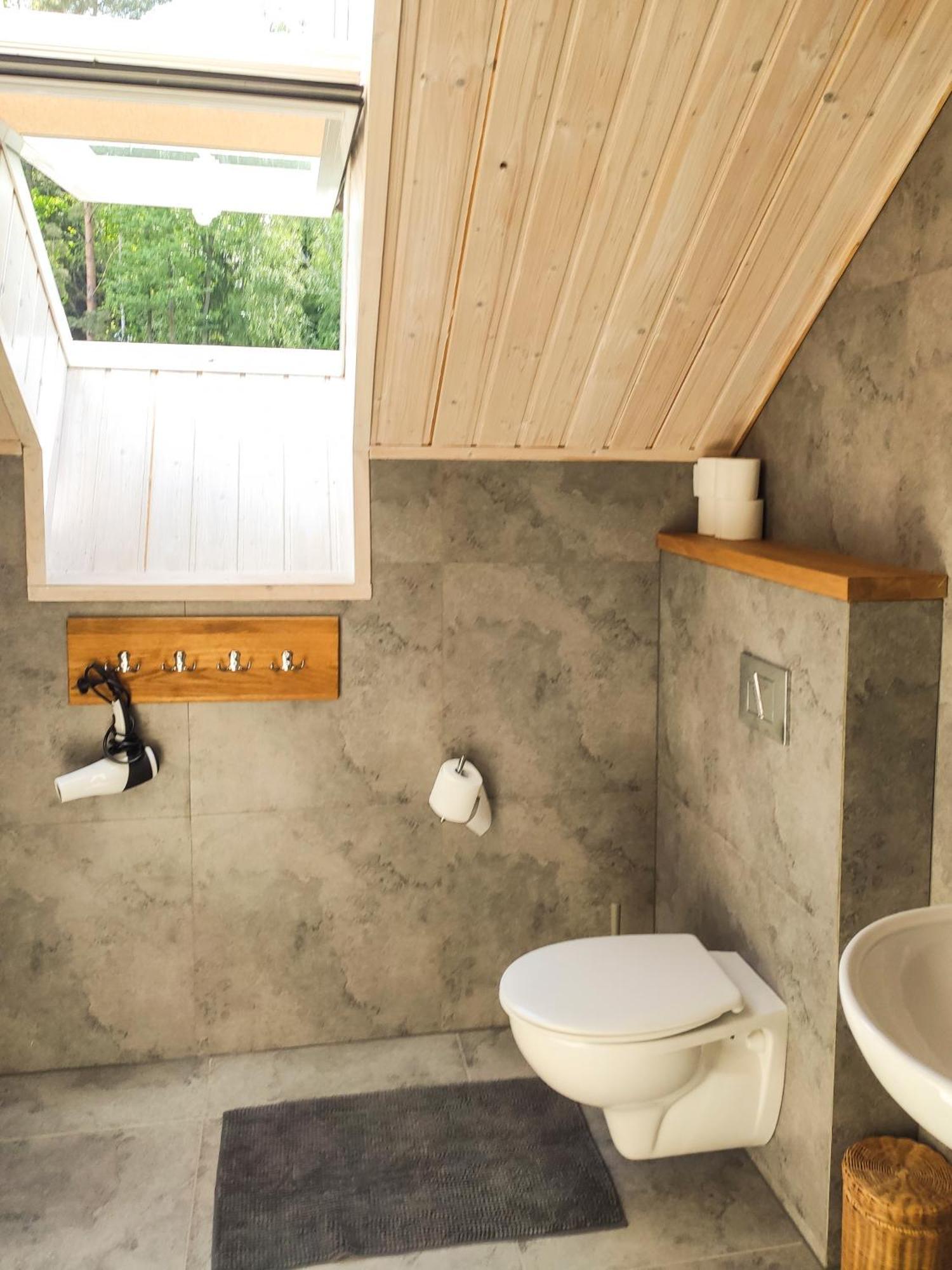 Mazursko - Komfortowe Apartamenty Nad Jeziorem, Sauna, Kominki Na Parterze Kretowiny Quarto foto