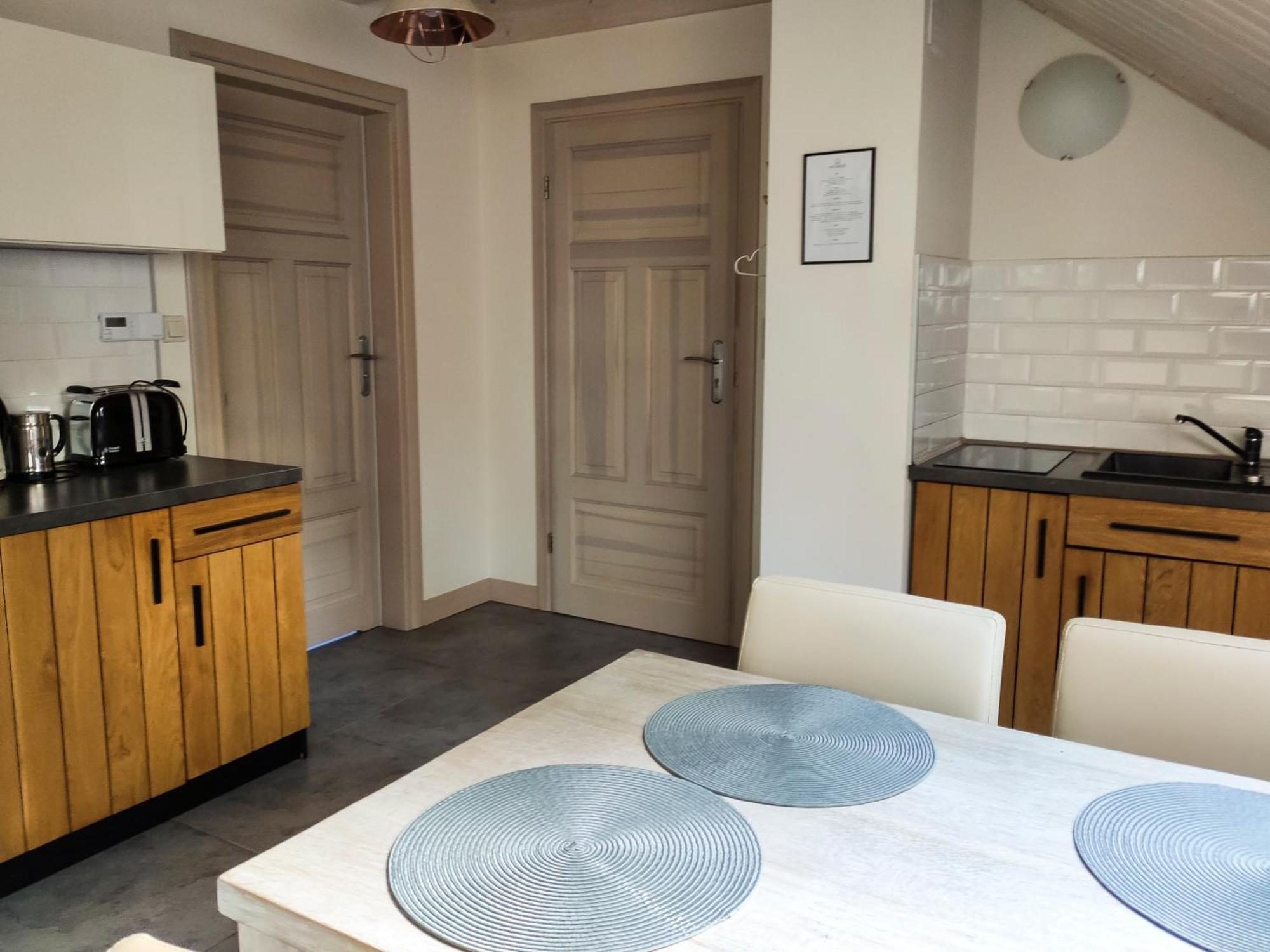 Mazursko - Komfortowe Apartamenty Nad Jeziorem, Sauna, Kominki Na Parterze Kretowiny Quarto foto